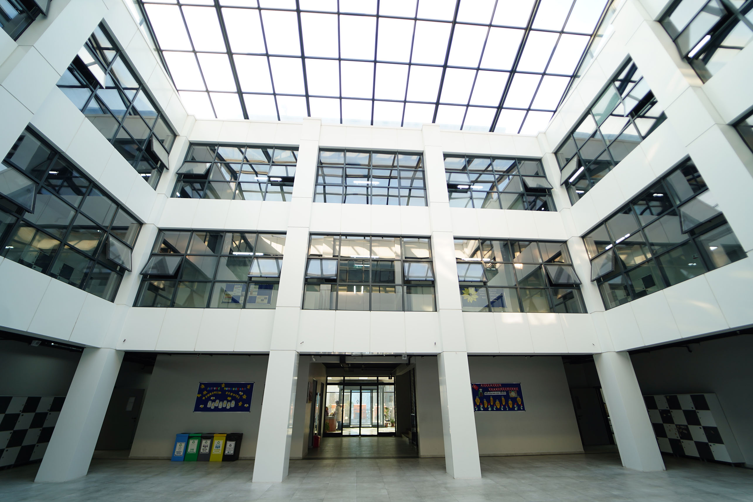 Kurumumuzdan Kareler