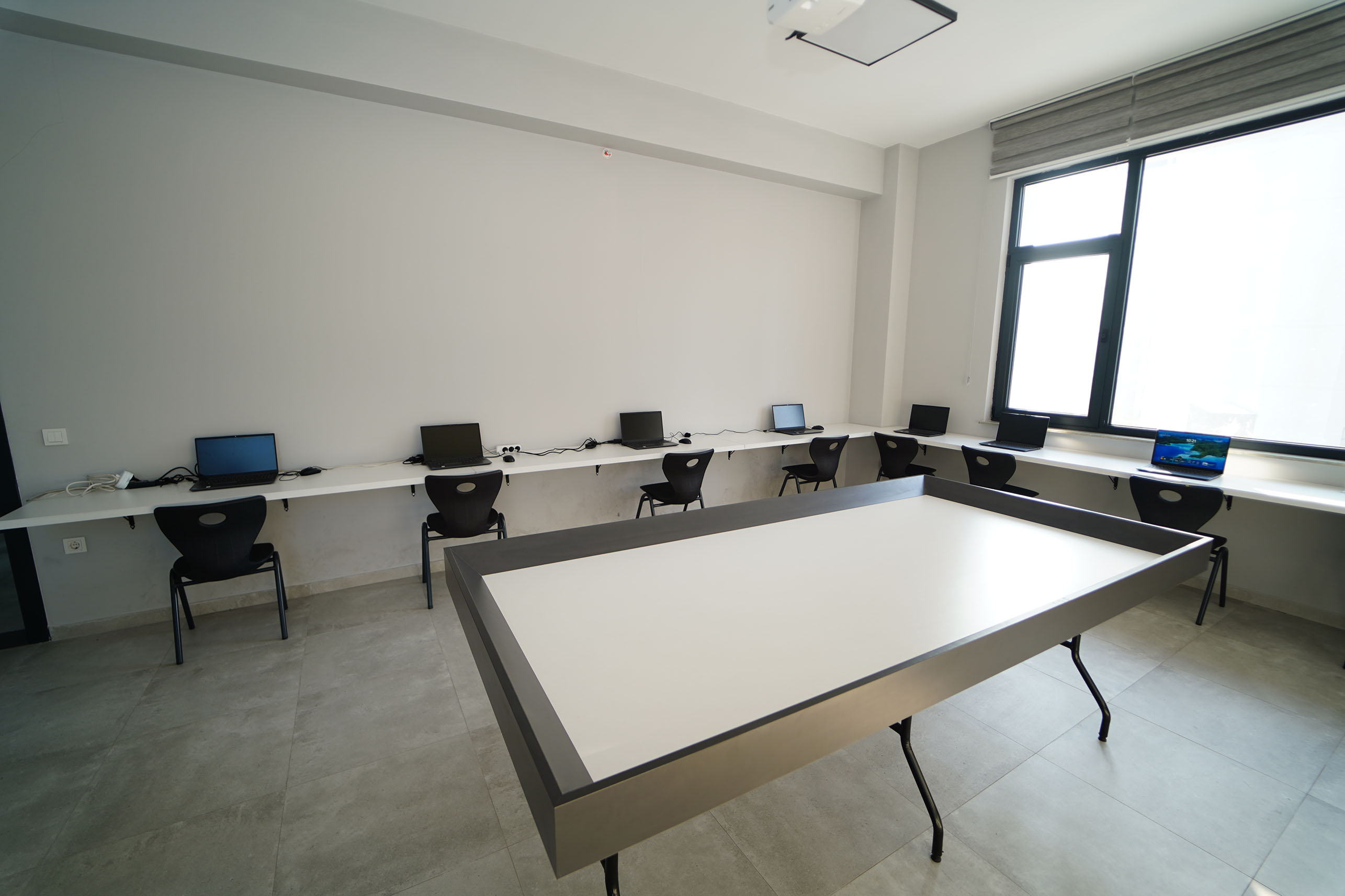 Kurumumuzdan Kareler