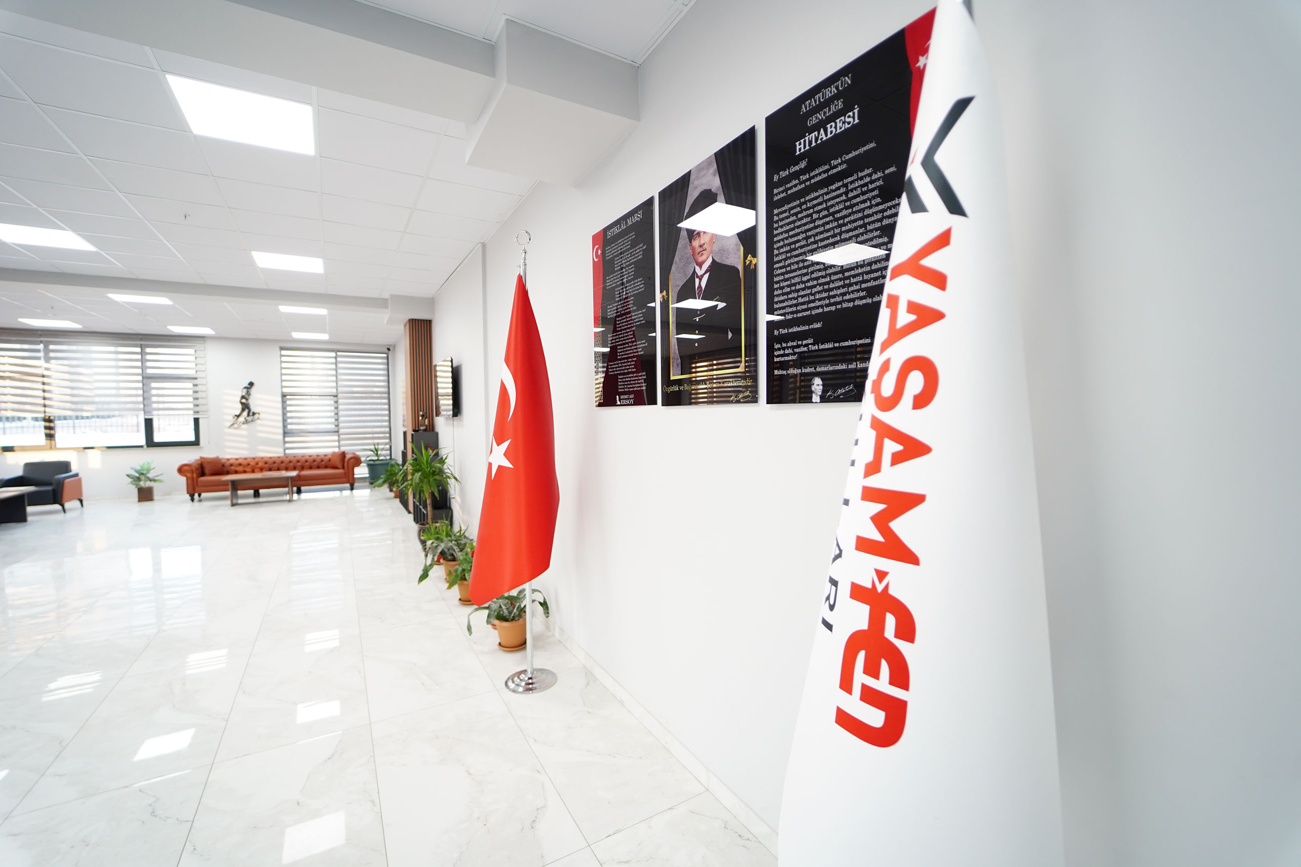 Kurumumuzdan Kareler