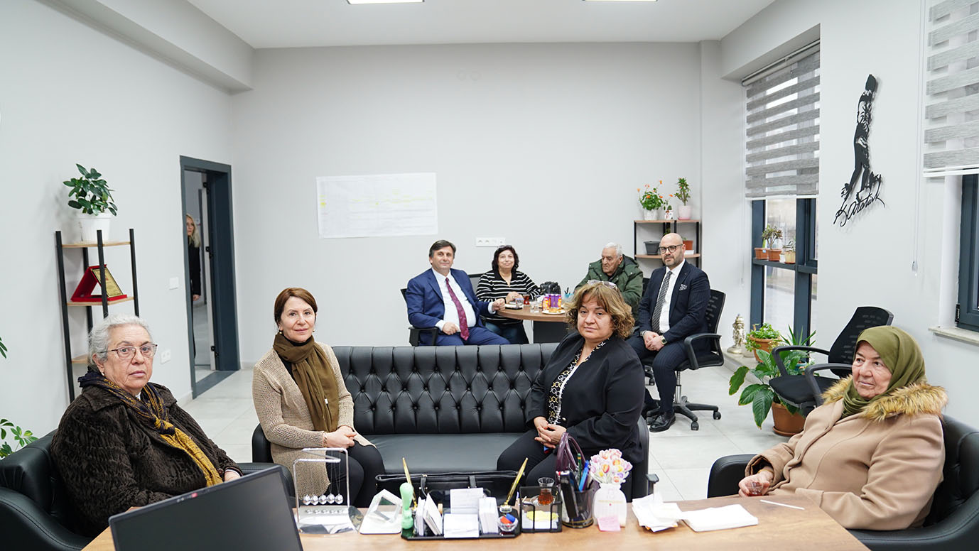 Yaşam Fen Okulları Konferans Salonu’na Yiğit Gençbay’ın Adı Verildi