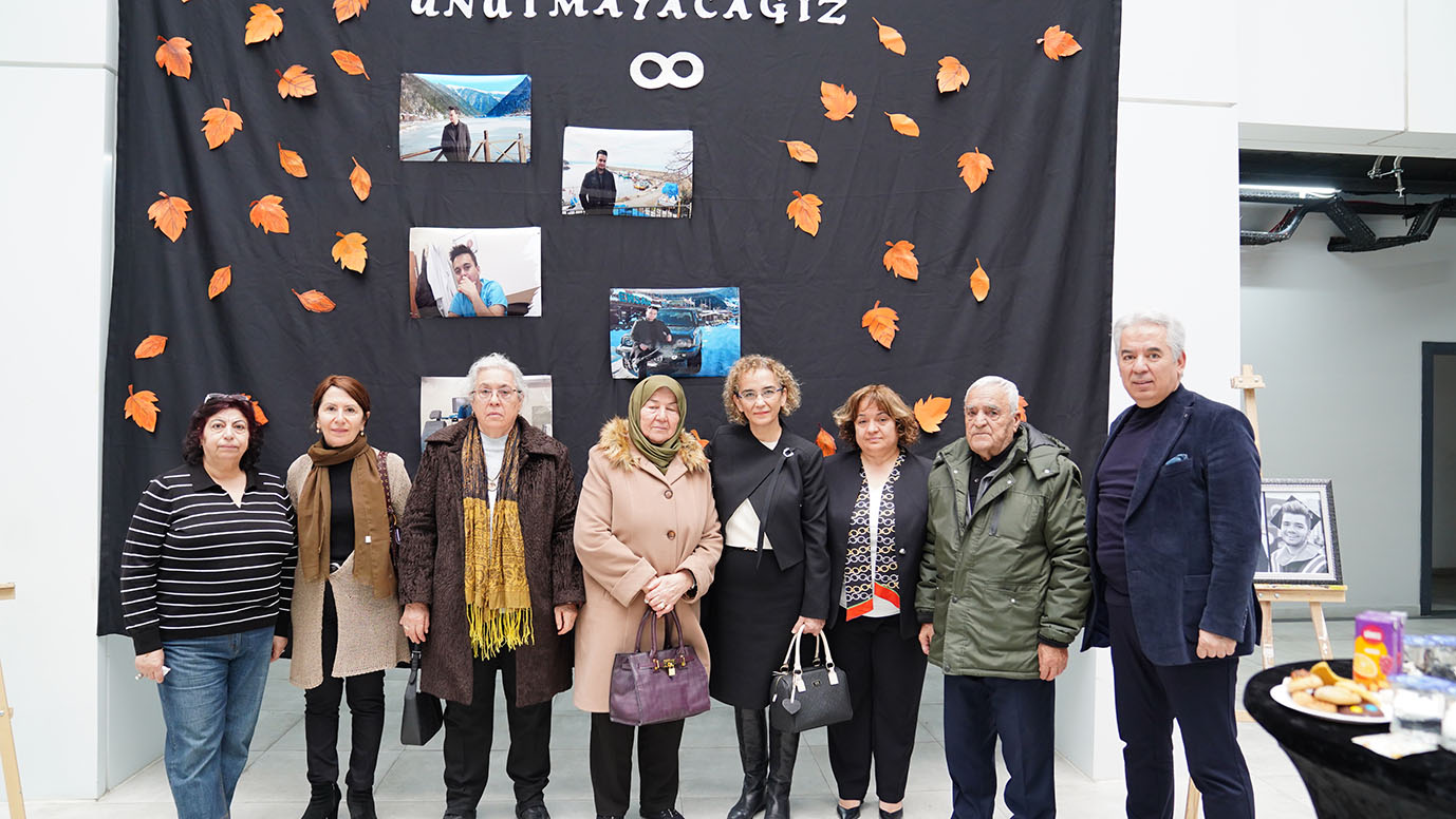 Yaşam Fen Okulları Konferans Salonu’na Yiğit Gençbay’ın Adı Verildi